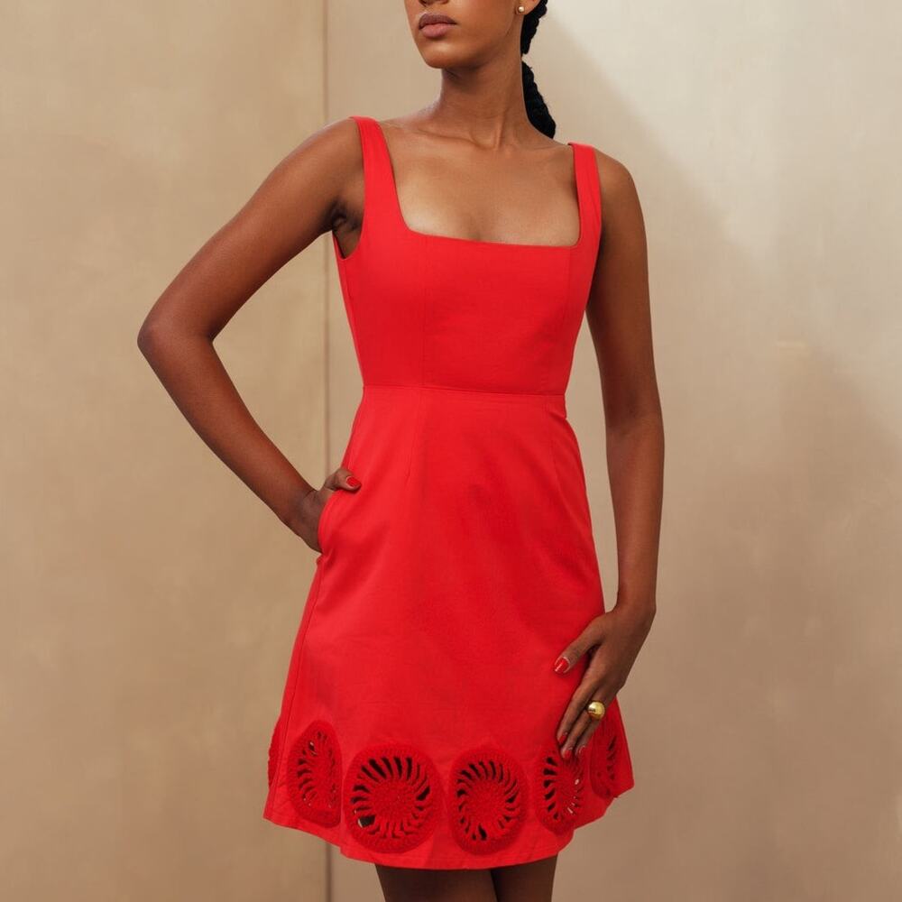 NEW Elexiay‎ Dress Crochet Kogi Dress Red Sleeveless Cutout Hem Minidress Size M